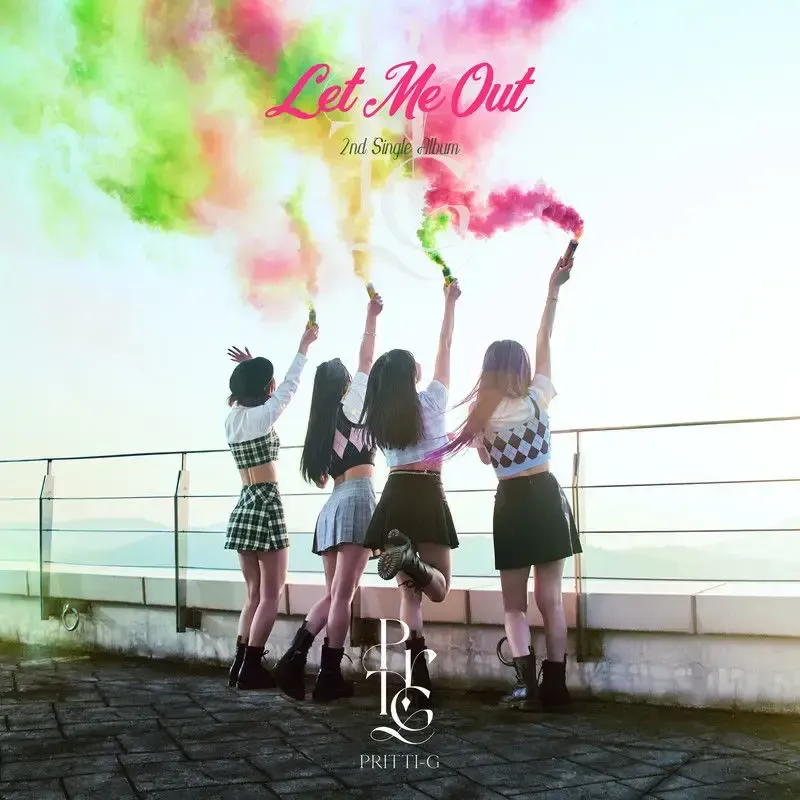 파일:LET ME OUT_프리티지.webp