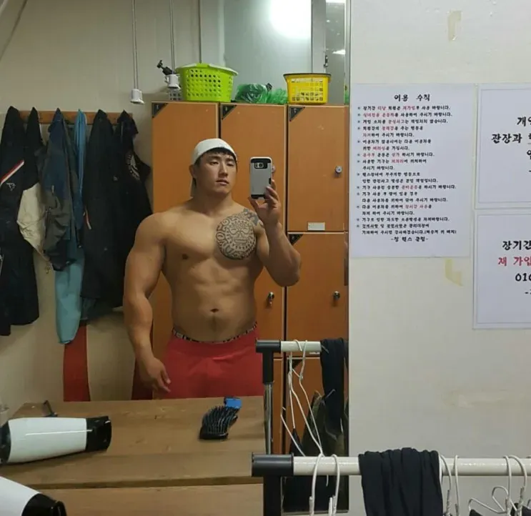 파일:c000fb996638e084bda472abf622ed49.png