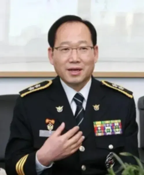 파일:이중구1962경찰.jpg